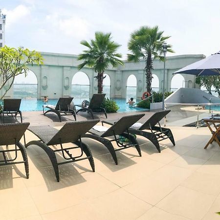Ami Splendid Rooftop Pool Ho Chi Minh City Exterior photo